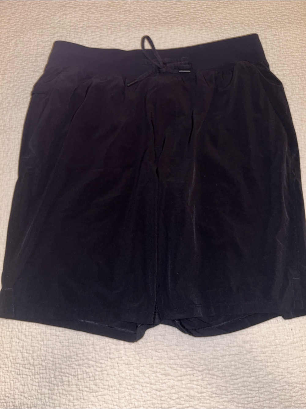 ALO Yoga Men's Black Athletic Shorts with Drawstring Waist